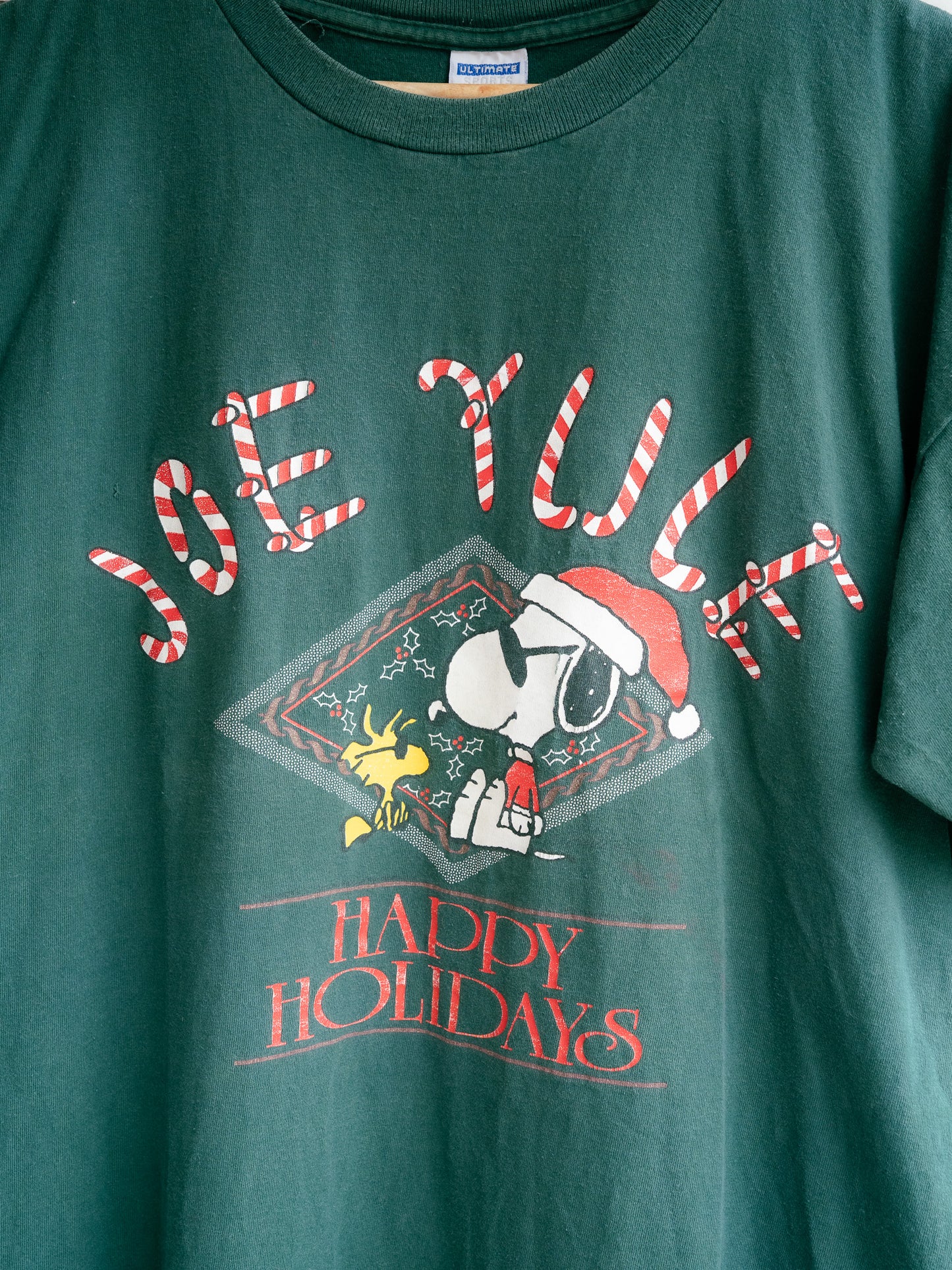 Early 1990s "ULTIMATE SPORTS WEAR" Snoopy Joe Yule Happy Holidays Tee